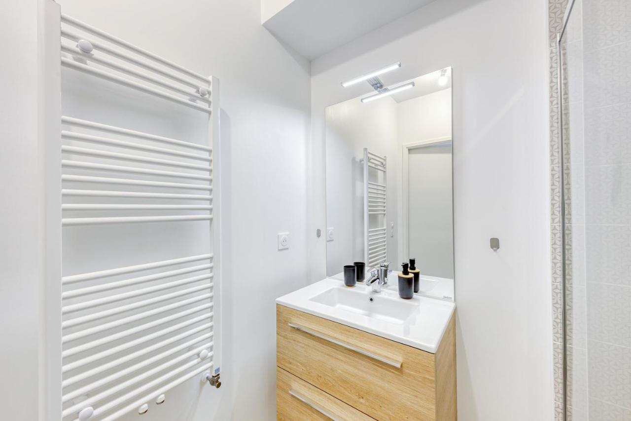 Cinema Moon Luxury - Gare 3Min - Proche Paris Apartment Маси Екстериор снимка