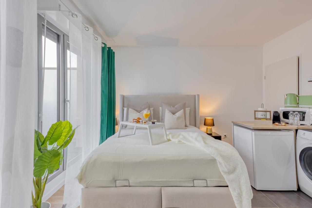 Cinema Moon Luxury - Gare 3Min - Proche Paris Apartment Маси Екстериор снимка