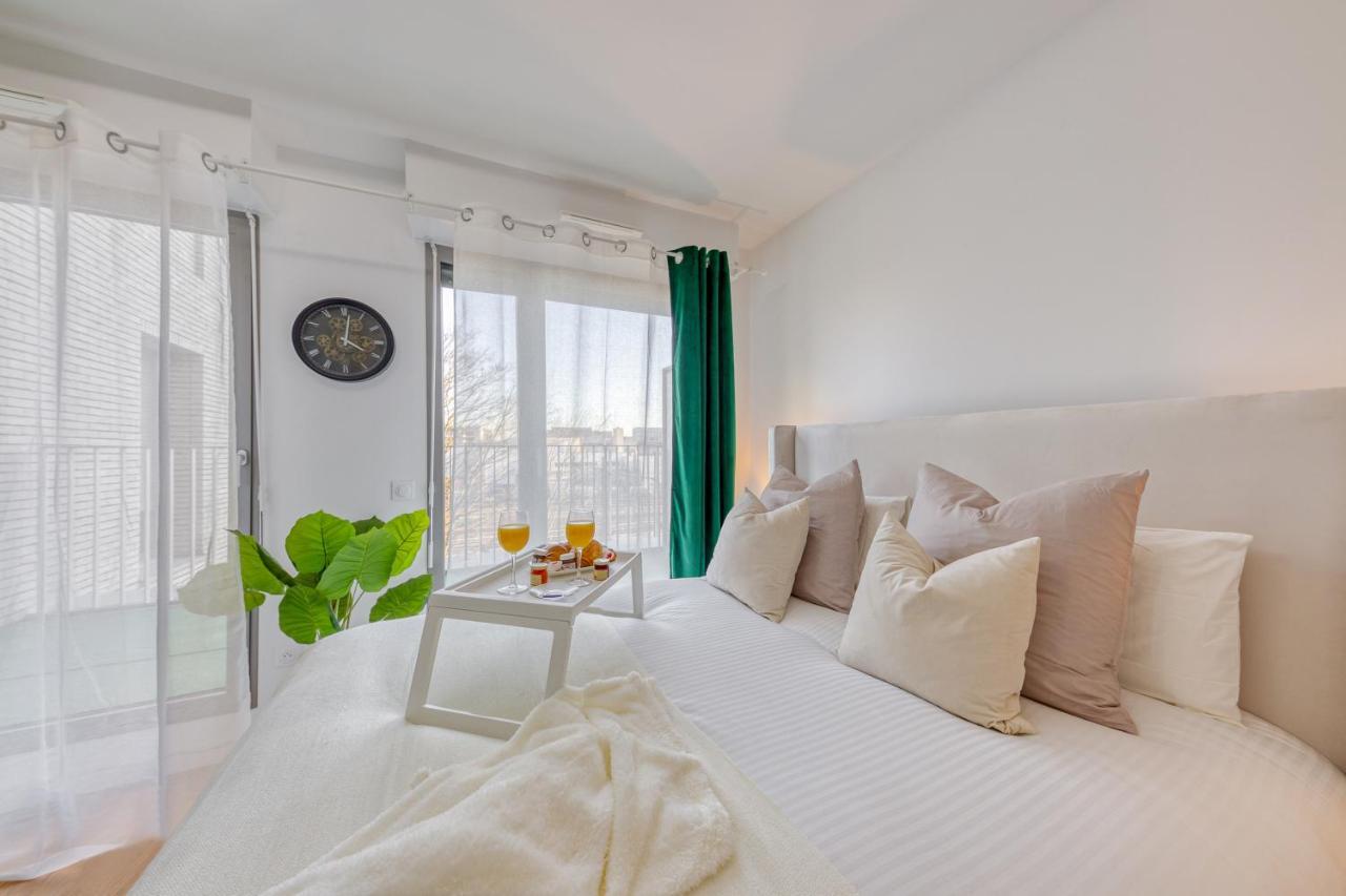 Cinema Moon Luxury - Gare 3Min - Proche Paris Apartment Маси Екстериор снимка